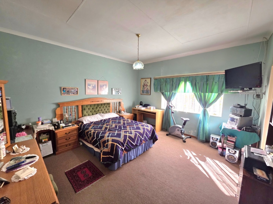 4 Bedroom Property for Sale in Jordania Free State